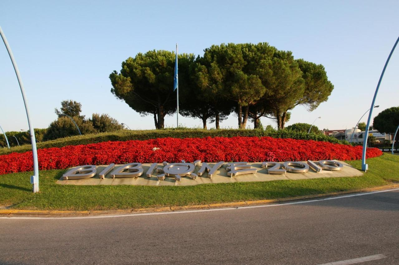 Residence Le Zattere Bibione Esterno foto
