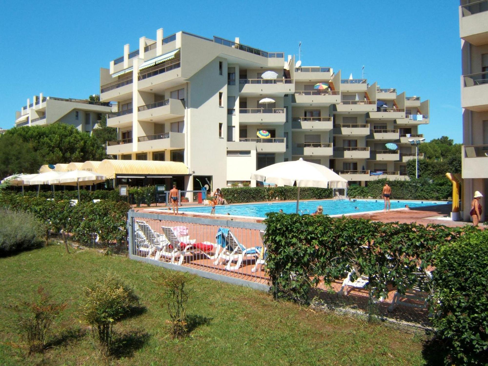 Residence Le Zattere Bibione Esterno foto